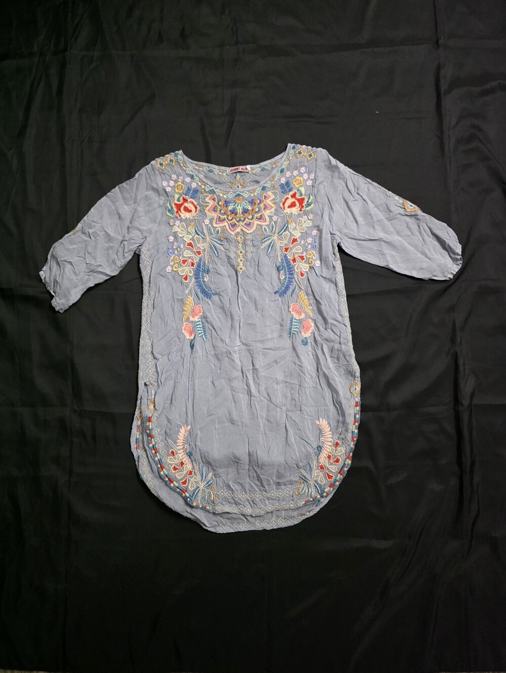 Johnny Was Embroidered Tunic Top Light Blue Long Line 3/4 sleeve